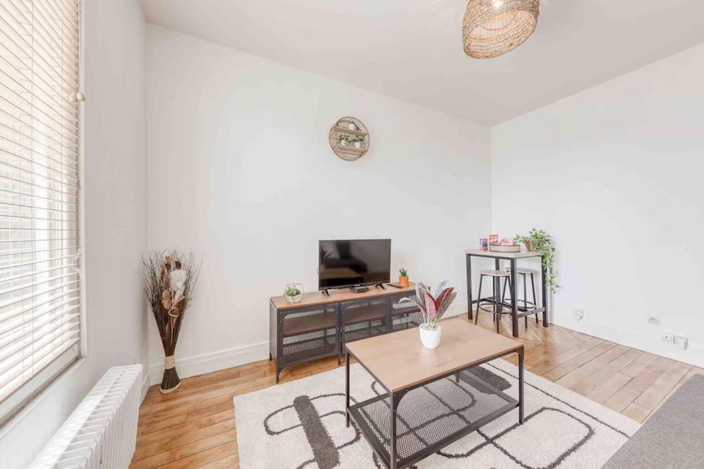 Appartement Cosy Au Calme, Proche De Paris Et Du Rer B Gentilly Exterior foto